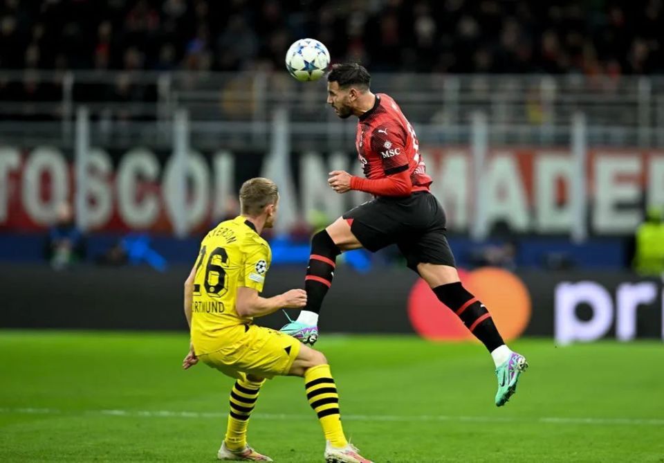 包含AC米兰全队伤病潮，教练急需新战术的词条