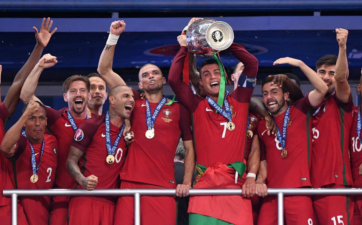 欧洲杯预选赛火爆开启，球场上的荣誉之争