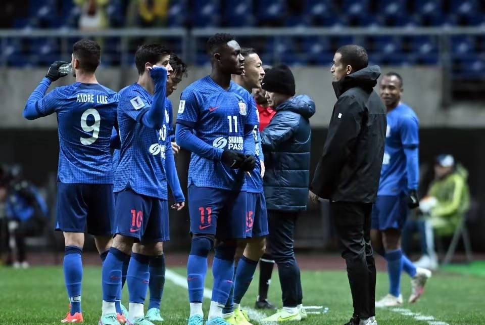 关于捷克队卓越表现！赢得比赛喜人成绩！的信息