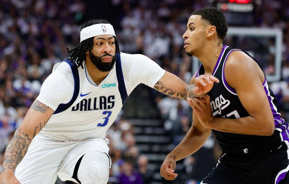 包含独行侠队主控角色被调整，新战术带来胜利的词条