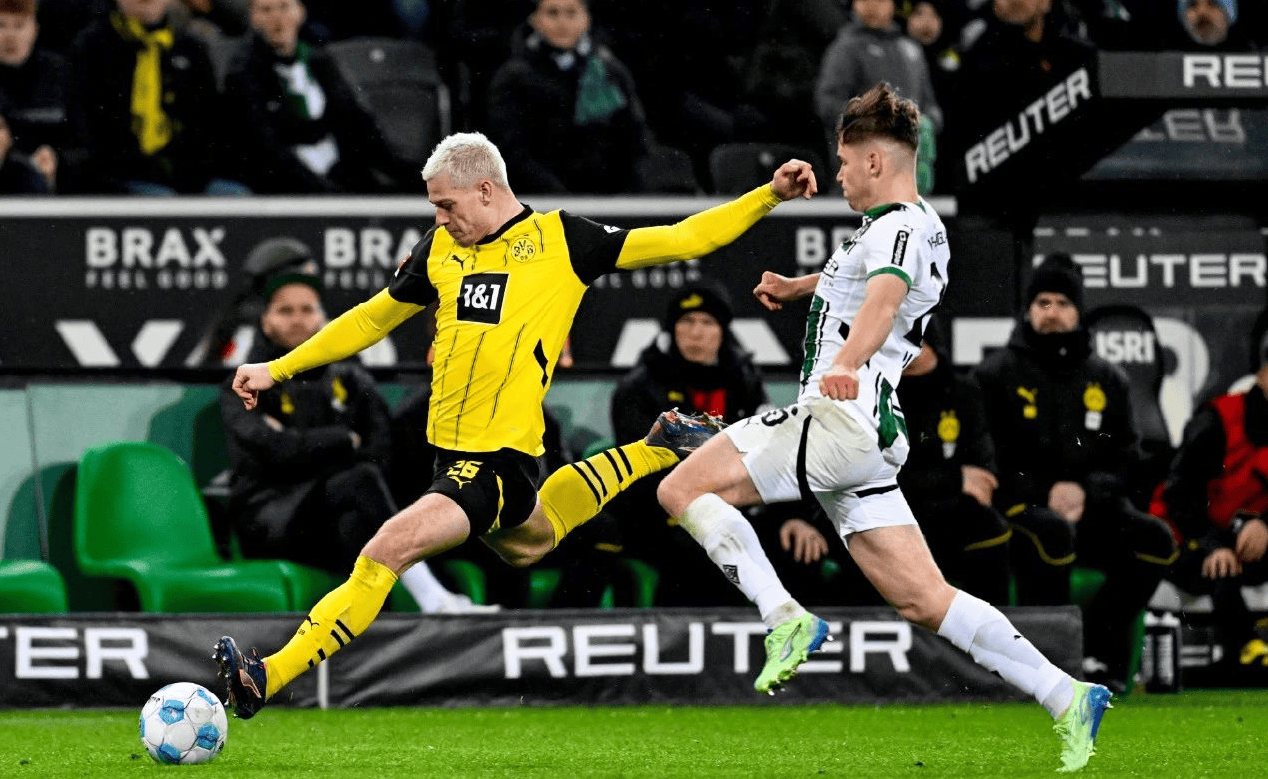 多特蒙德取得客场胜利，士气高涨