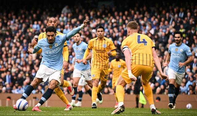 两队展现实力，球场上悬念此起彼伏