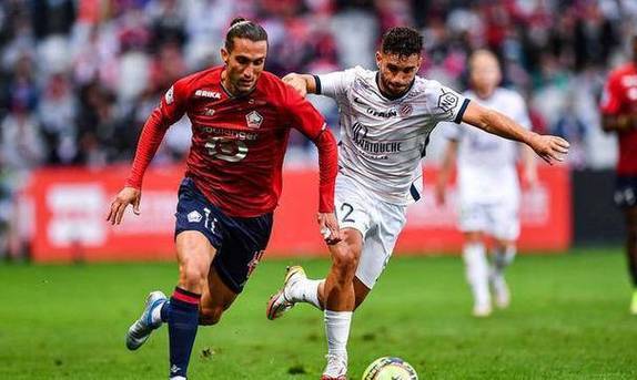 里尔球队备战欧洲赛事，雄心万丈