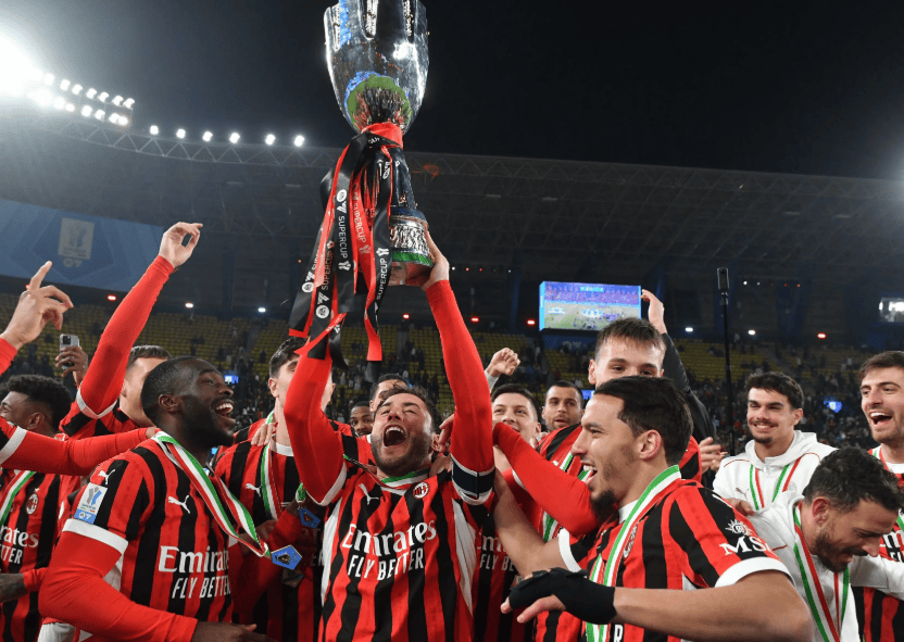 关于AC米兰继续领跑，攻陷那不勒斯主场的信息