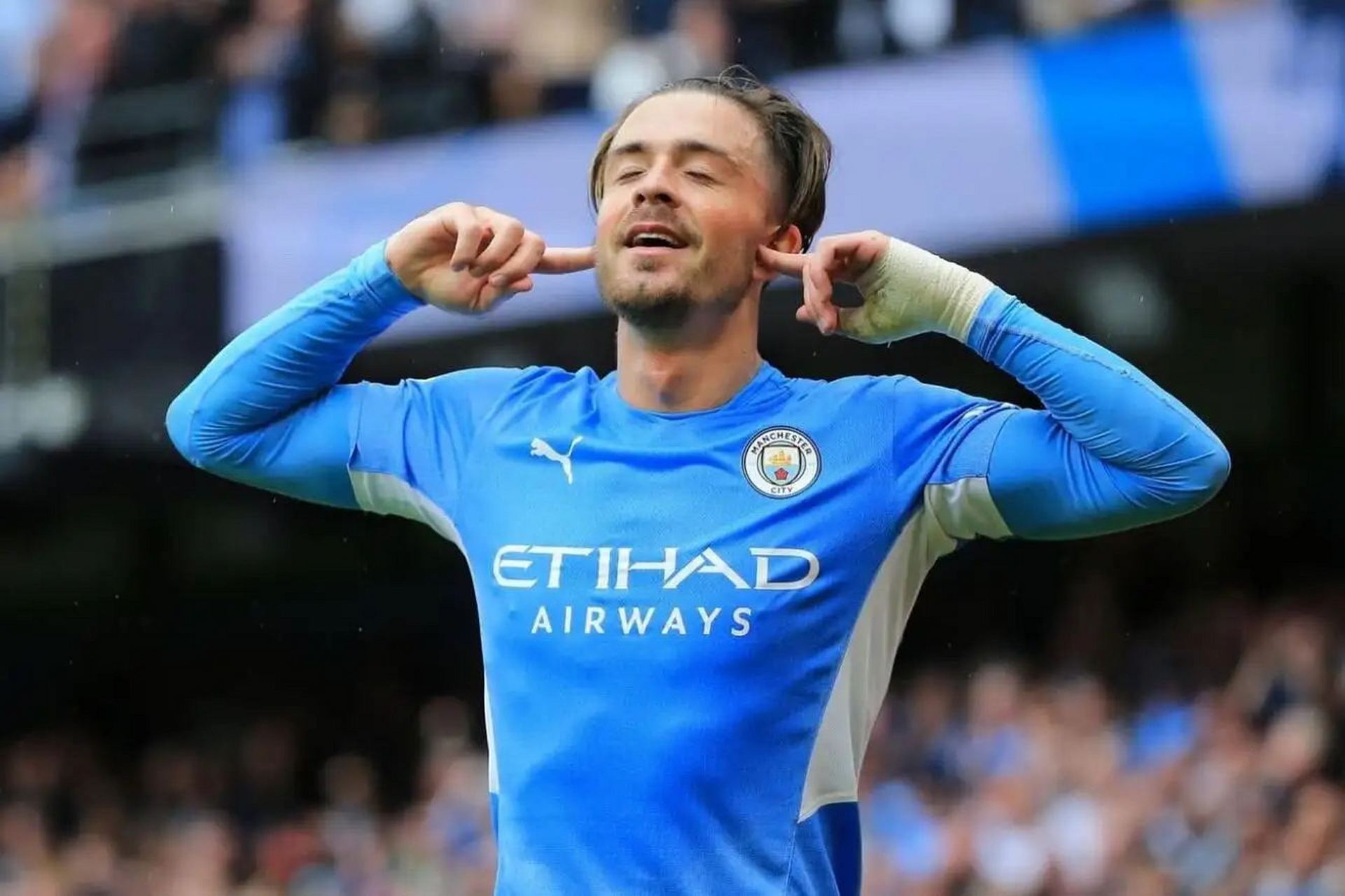 开云体育-曼城遭逢惊险，利兹联爆冷逆转击败的简单介绍