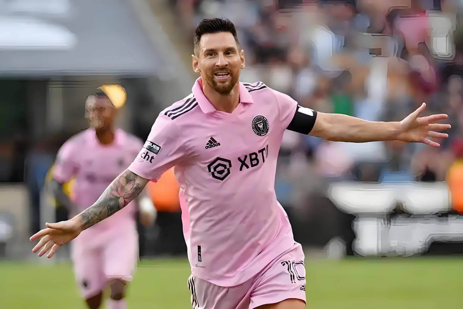 包含世俱杯前瞻：帕丘卡与对手交锋看点的词条