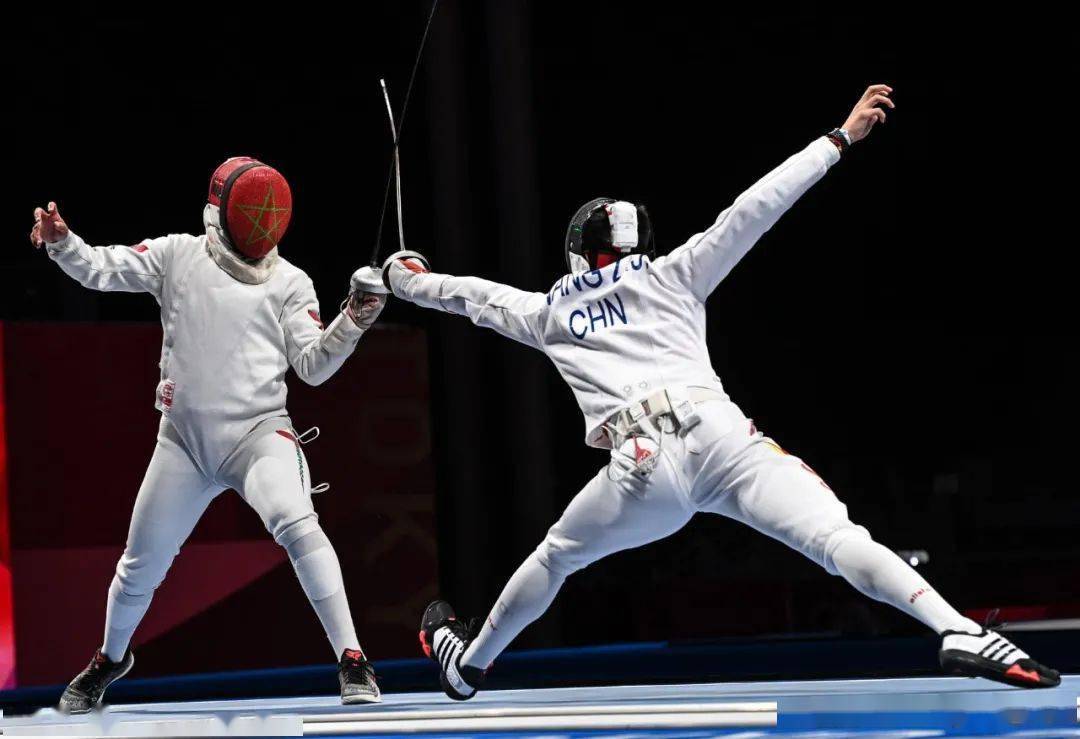 汤加选手一鸣惊人，夺得金牌