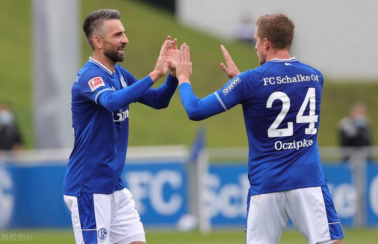 汉堡球员状态火爆，球队士气高昂期待冲击联赛前列的简单介绍