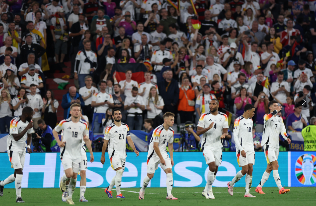 匈牙利在欧洲杯预选赛中战胜塞尔维亚