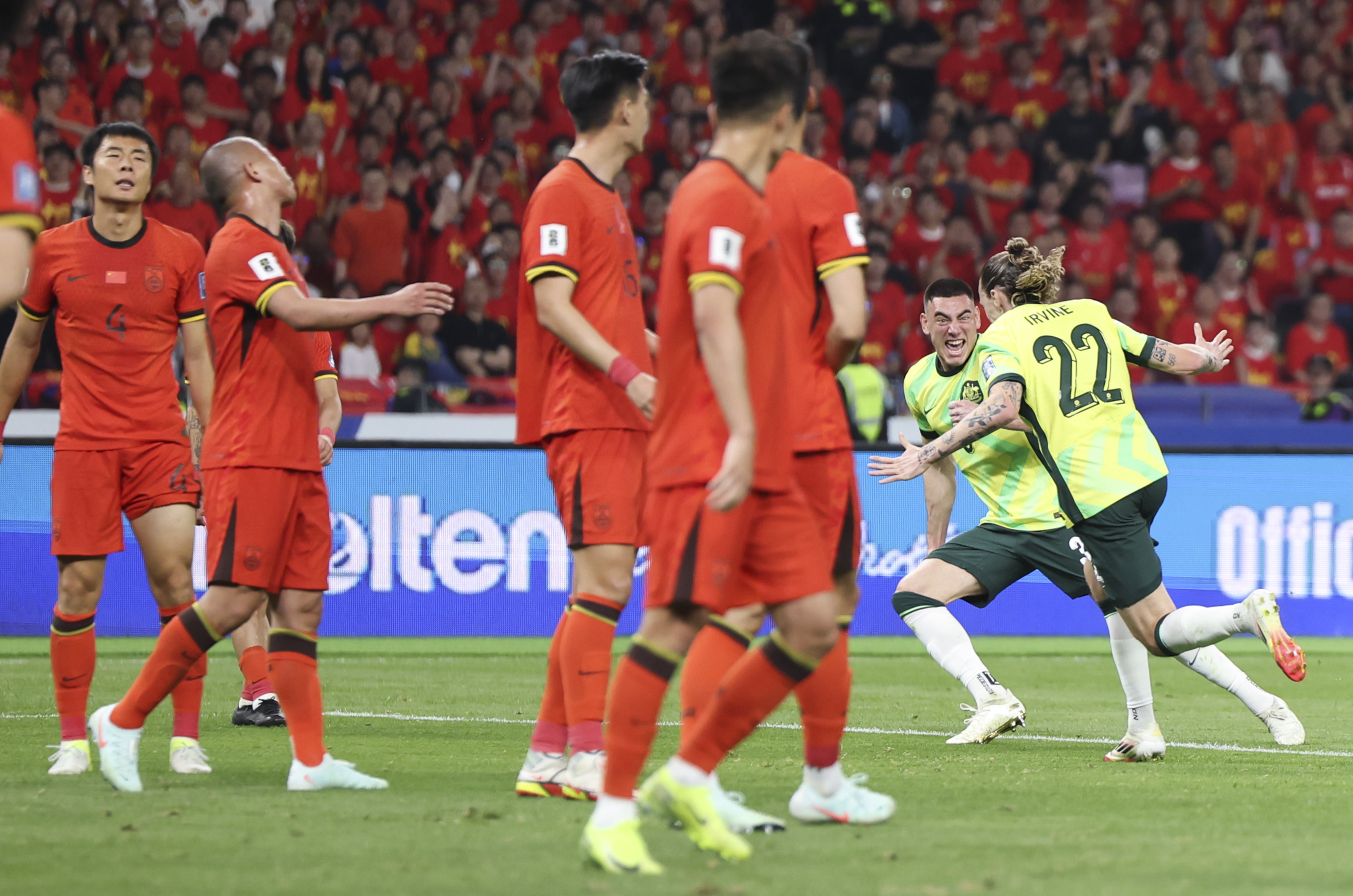 关于国际杯赛选拔赛即将拉开，国家队备战气氛浓烈的信息