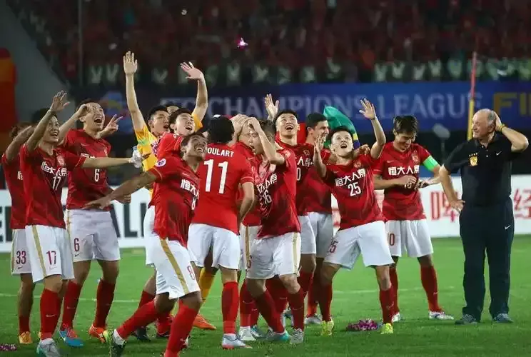 关于国际杯赛选拔赛即将拉开，国家队备战气氛浓烈的信息