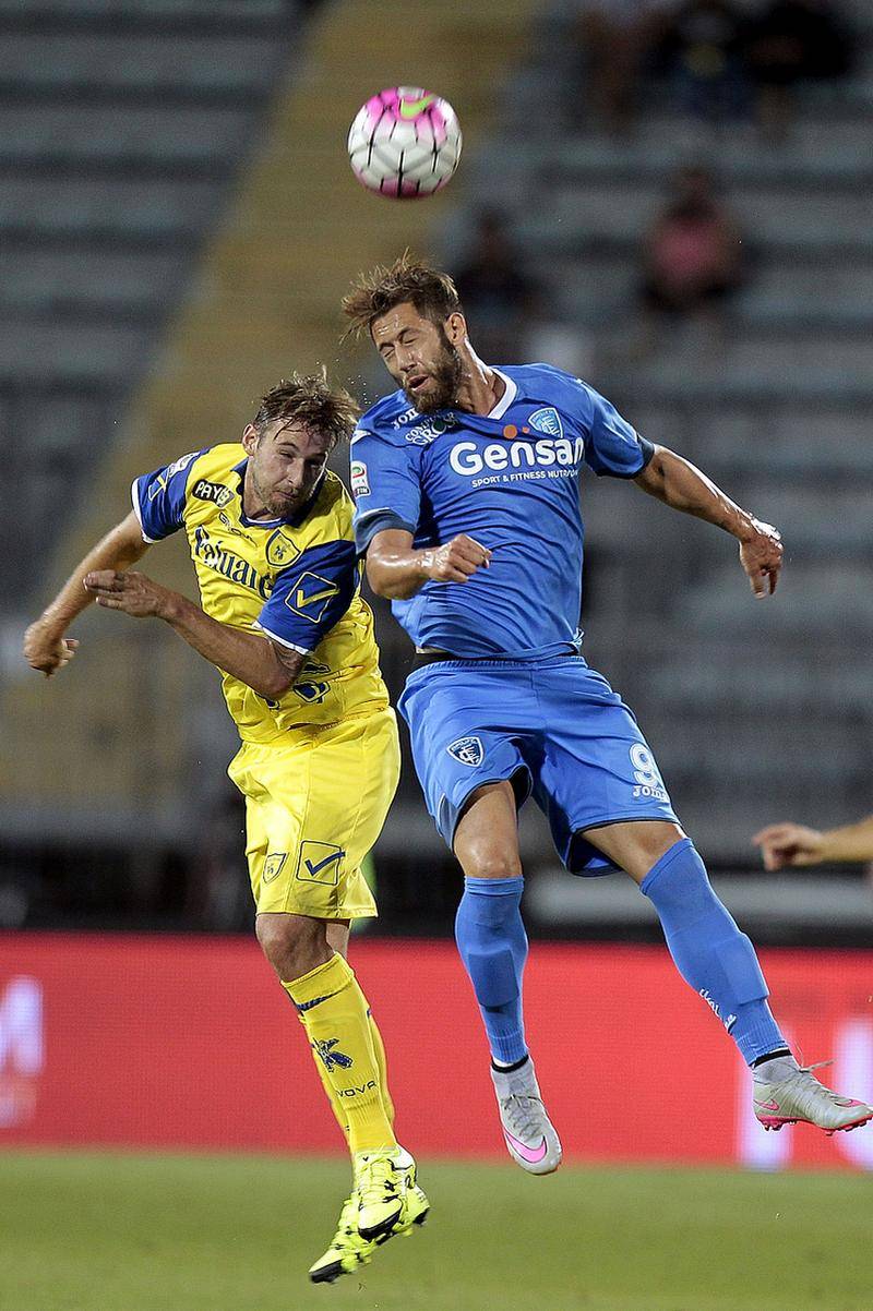 那不勒斯主场大胜恩波利，豪取胜利