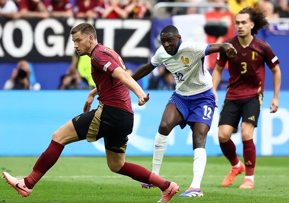 比利时大胜葡萄牙，晋级欧洲杯半决赛