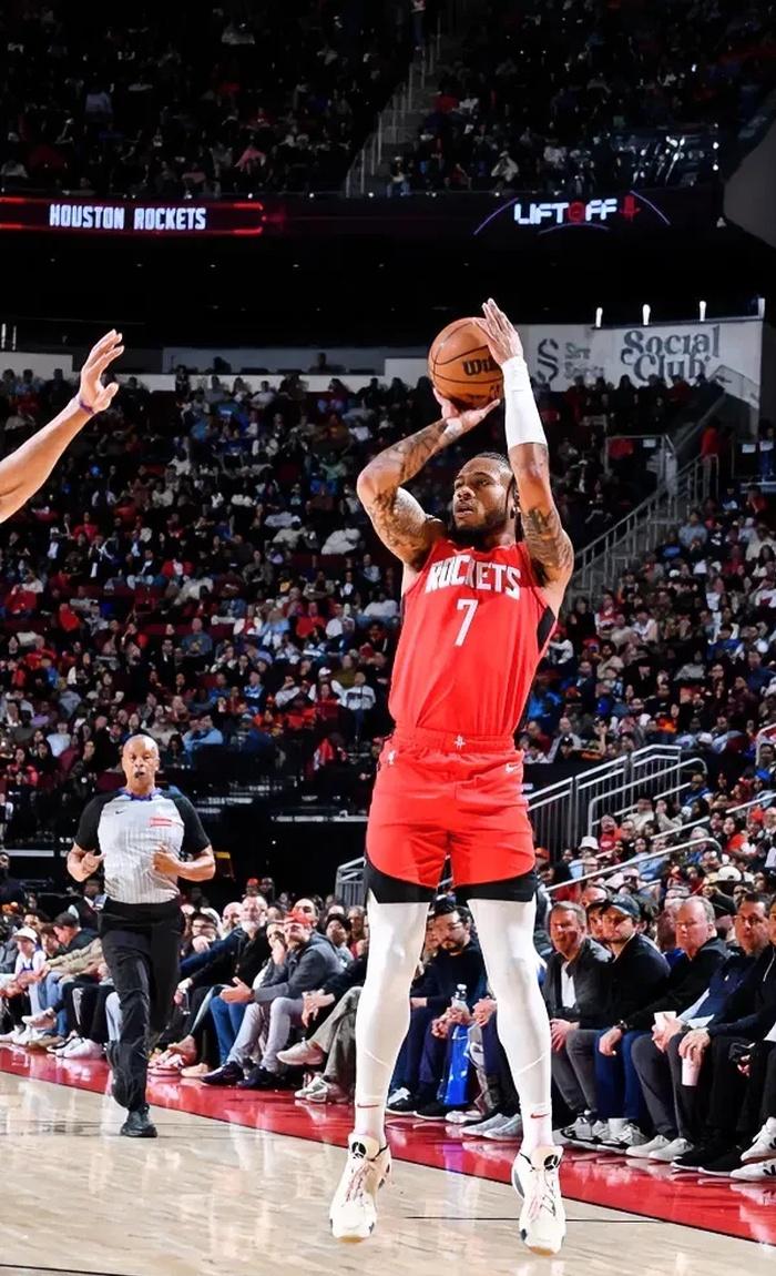 灰熊击败火箭，取得胜利赛季第六场