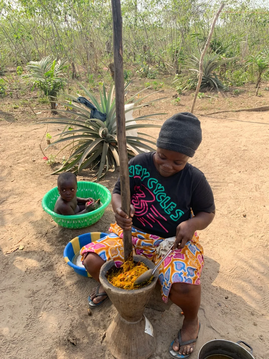 利比里亚足球明星签约海外俱乐部