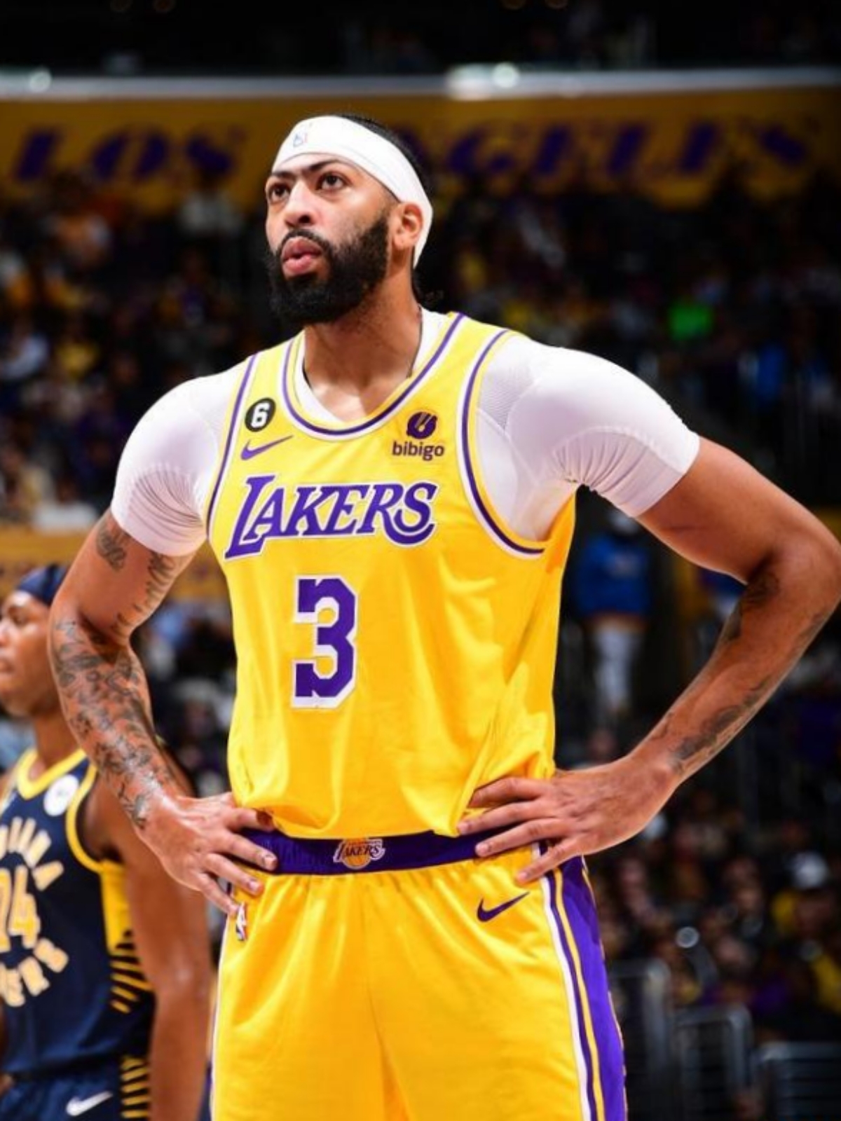 赤黑诺萨失误送大礼，球队遭遇连败