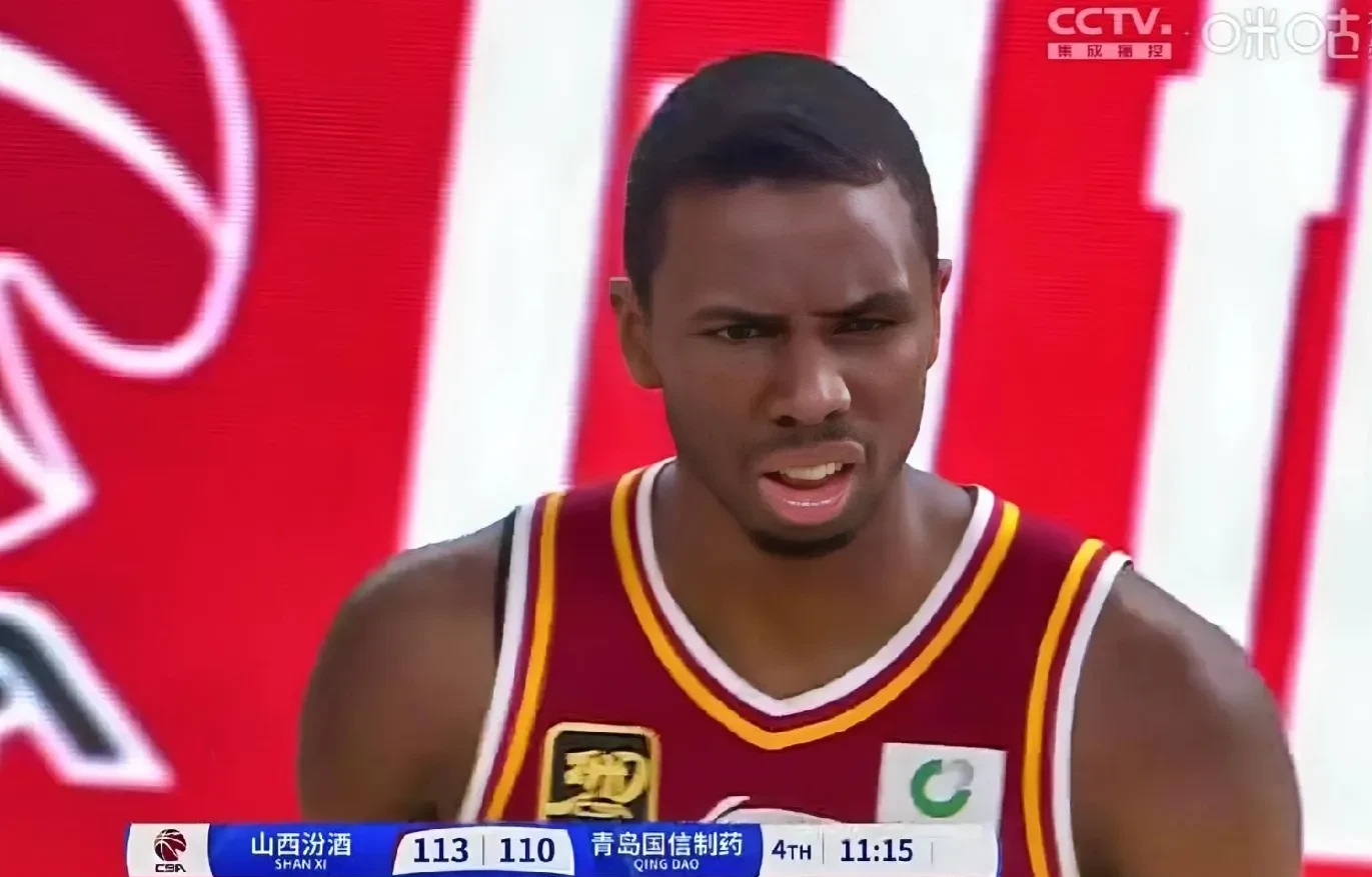 对阵双方实力均衡，戏剧性比赛几经变化