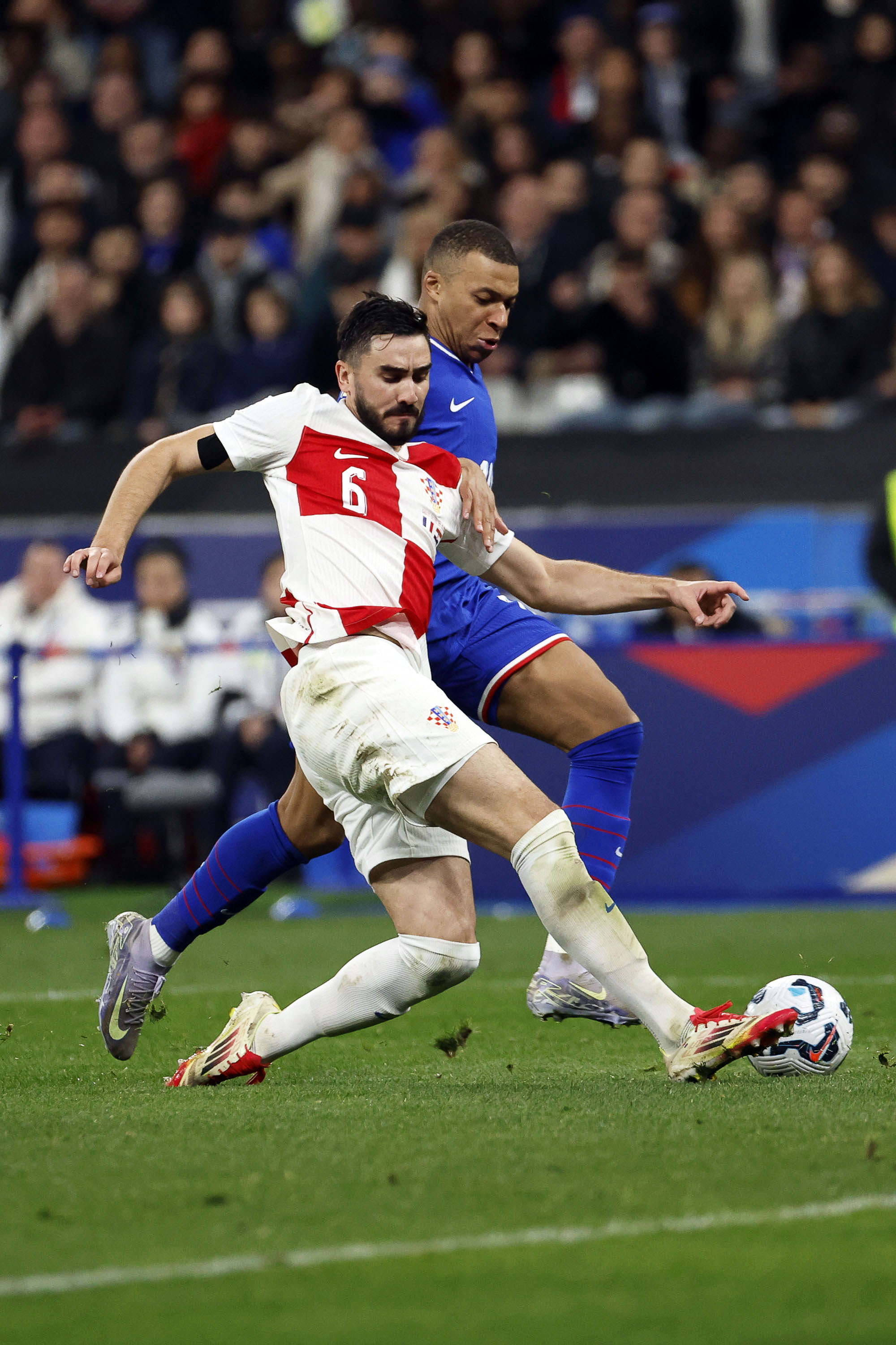 开云官网-关于欧足联杯赛已经确定对阵情况，球队准备迎接挑战的信息