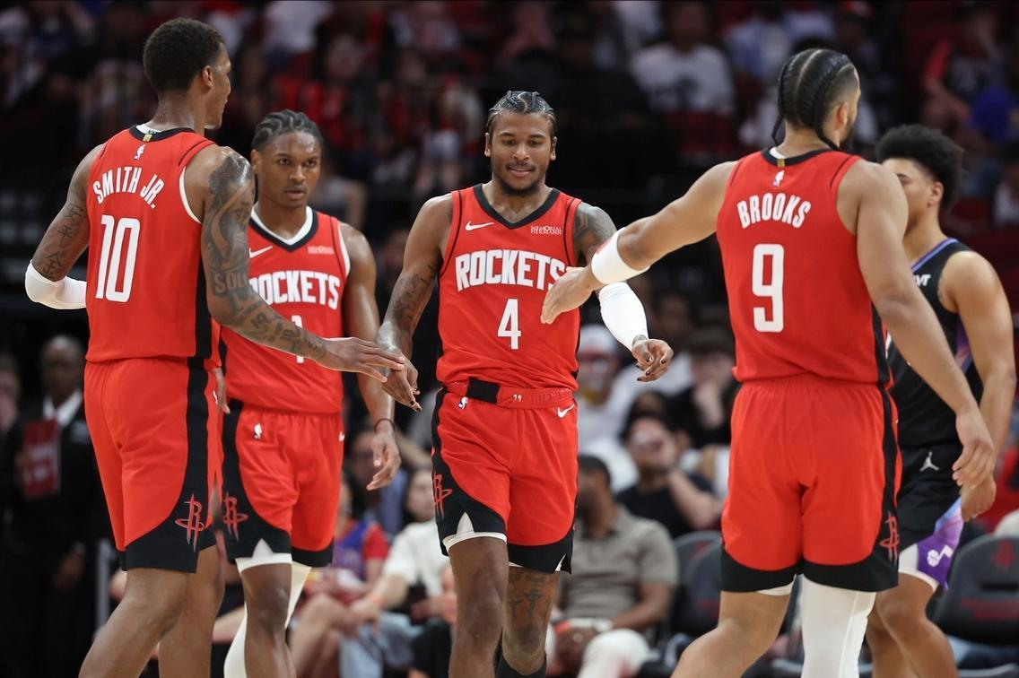 NBA常规赛收官战节奏紧凑，各队实力展现耀眼的简单介绍