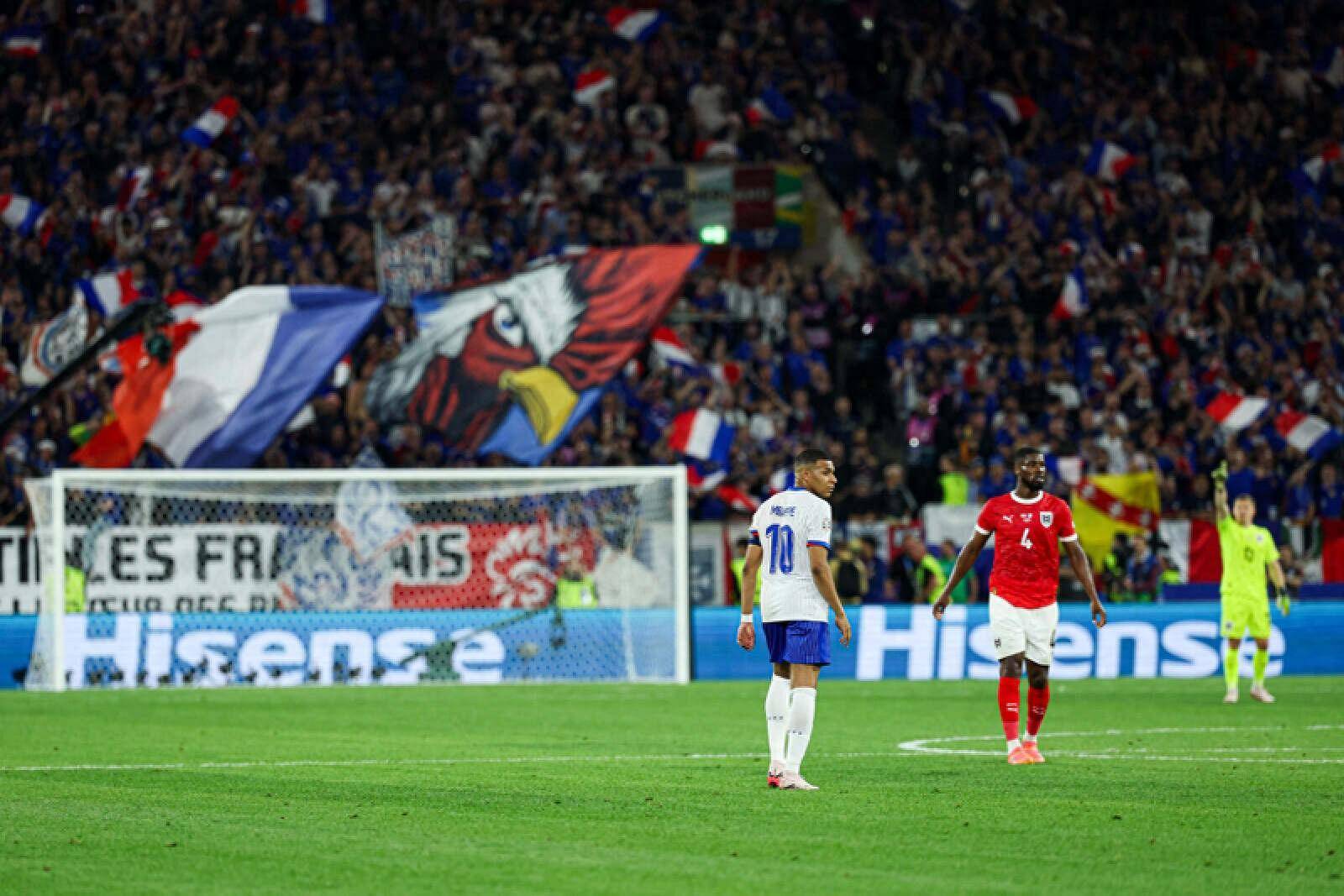 开云体育在线-荷兰全取三分力压奥地利晋级，欧洲杯前景光明