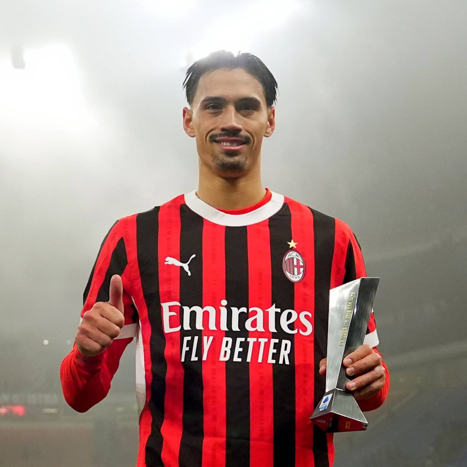 意甲球员获得最佳射手奖，铸就传奇一战