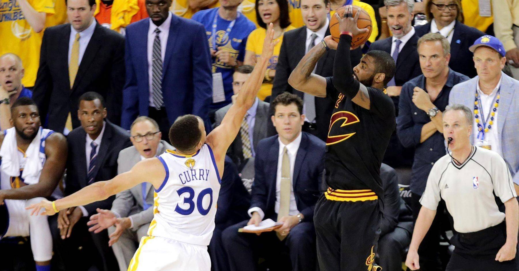 篮网主场力克公牛：欧文高效得分率队轻松赢球的简单介绍