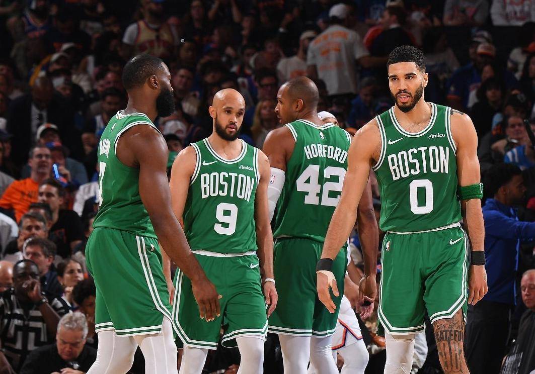 经典重演大战！绿军突围胜勇士，詹姆斯时机已临前进PVC的简单介绍