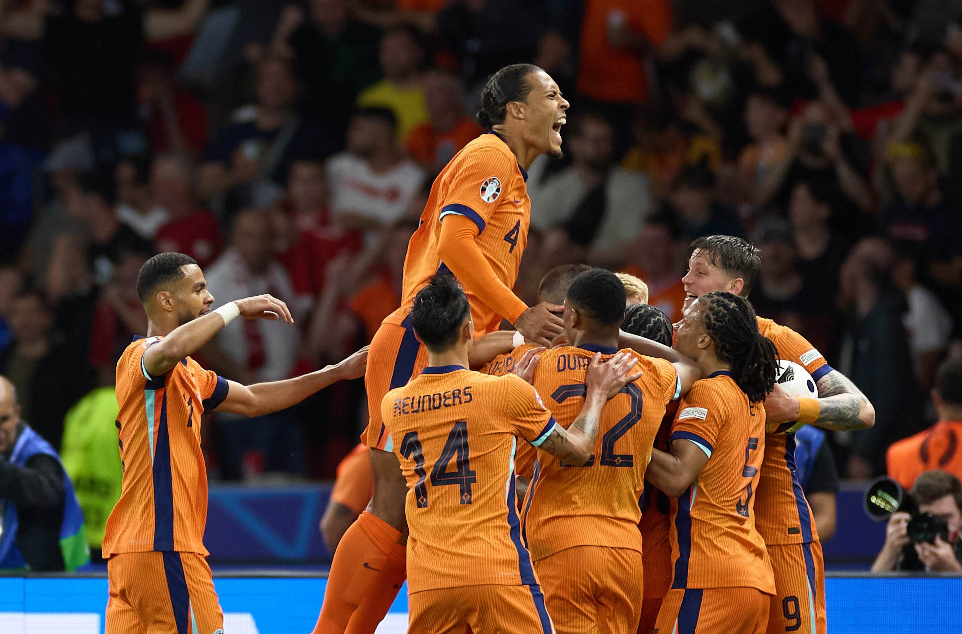 国际友谊赛：法国迎战荷兰，实力对决