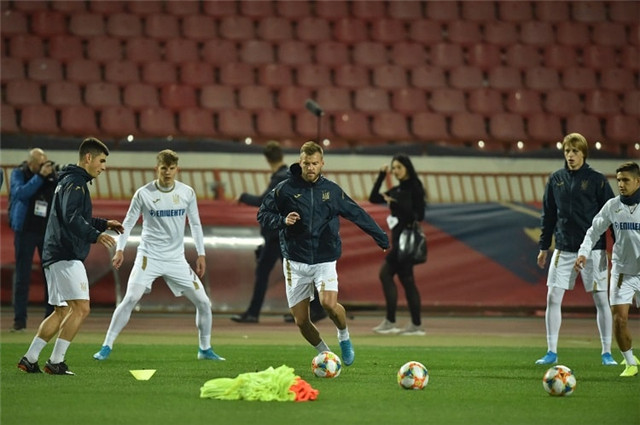 西班牙胜乌克兰，提前锁定欧预赛小组第一的简单介绍