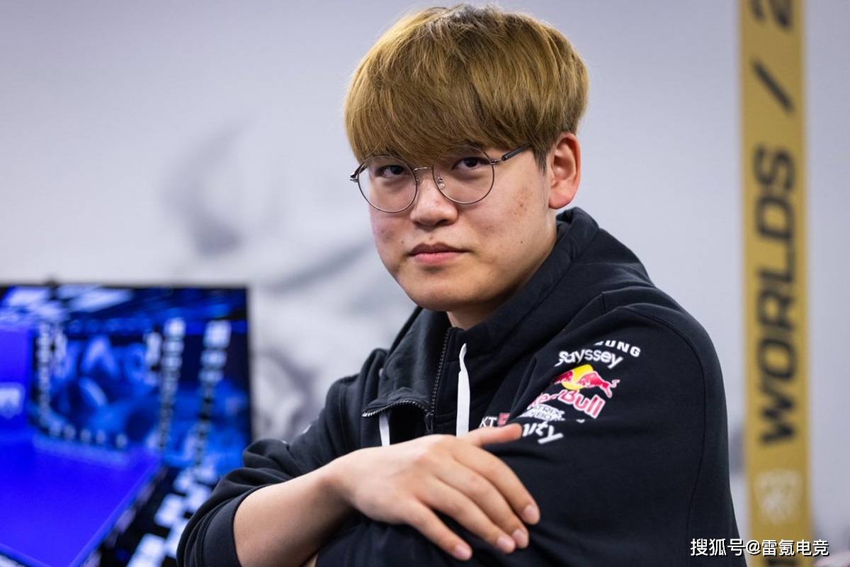 CLG血洗T1，CoreJJ打出惊人五杀宿命之战四强赛，点燃全场激情的简单介绍