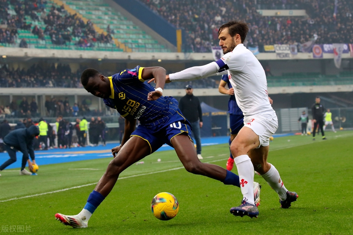 关于实力雄厚球队威震赛场，激战纷呈的信息