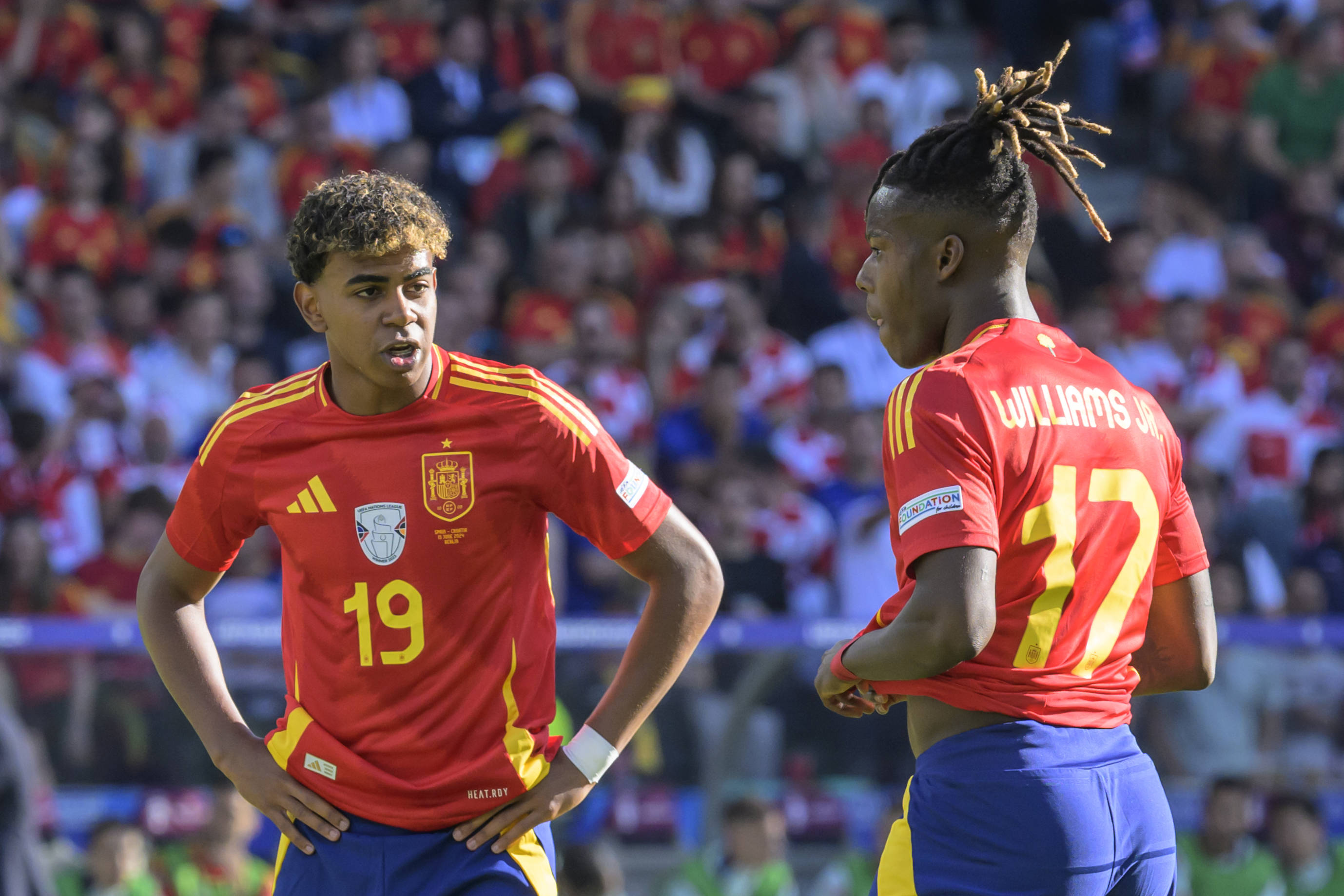 西班牙篮球联赛资助本地青少年篮球活动